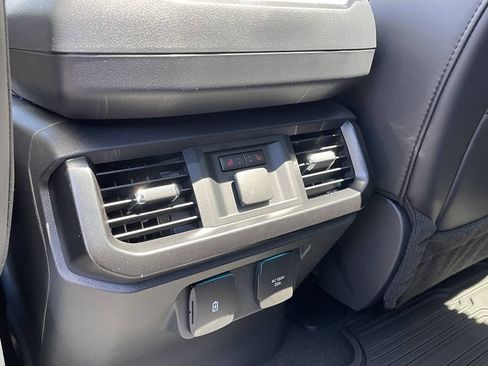 Used 2026 Ford F150 Raptor AWD/4WD image 13