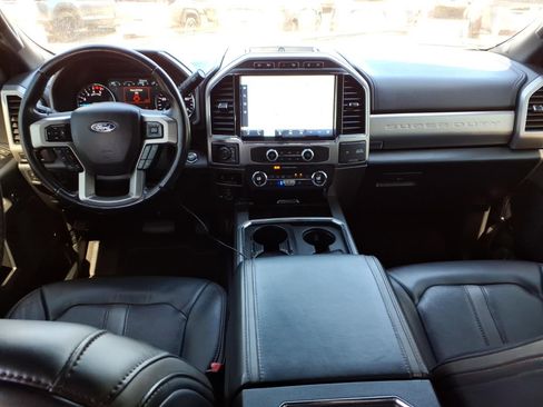 Used 2022 Ford F450 Platinum w/ FX4 Off-Road Package AWD/4WD image 21