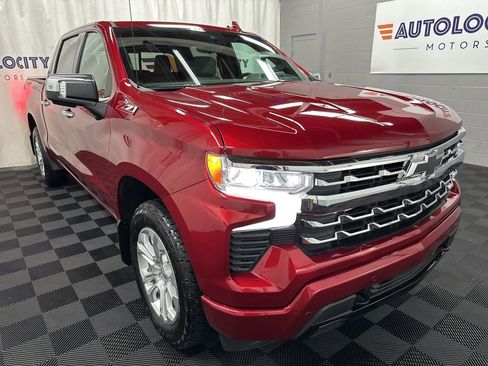 Used 2024 Chevrolet Silverado 1500 LTZ w/ Technology Package image 3