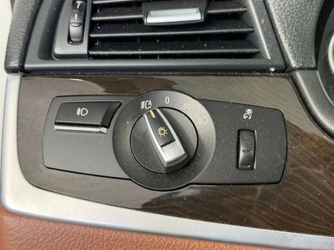 Used 2012 BMW 535i Sedan image 26