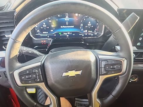 Used 2023 Chevrolet Silverado 1500 LT AWD/4WD image 12