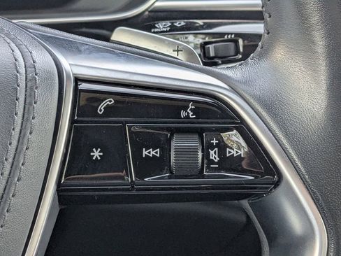 Used 2019 Audi A8 L 3.0T w/ Luxury Package image 32
