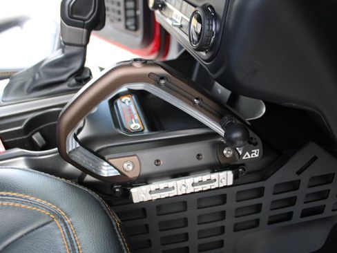 Used 2021 Ford Bronco Badlands image 32