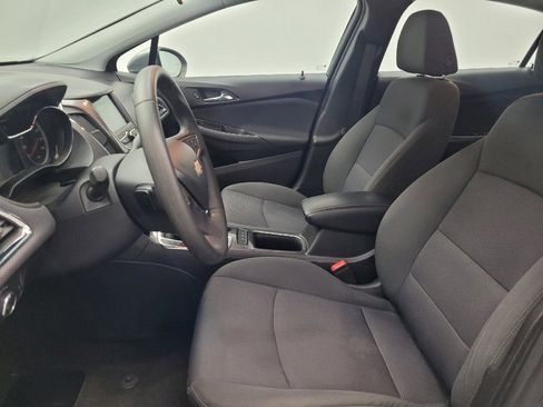 Used 2019 Chevrolet Cruze LT w/ Convenience Package image 17
