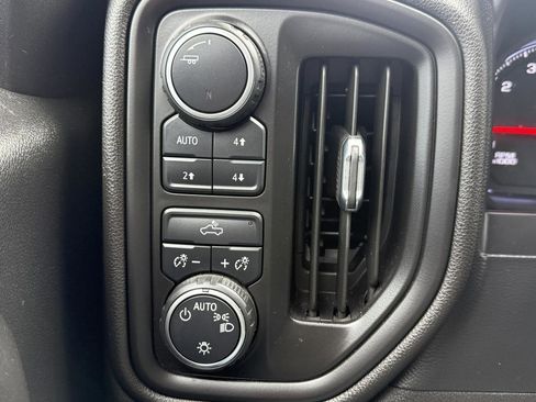 Used 2021 Chevrolet Silverado 1500 Custom Trail Boss image 13