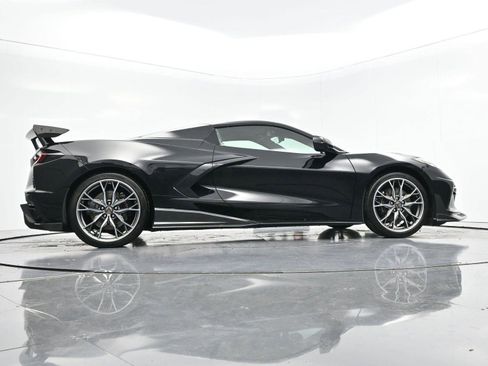 Used 2025 Chevrolet Corvette Stingray Premium Conv w/ Z51 Performance Package image 61