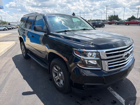Used 2018 Chevrolet Tahoe LS w/ Enhanced Driver Alert Package AWD/4WD image 6