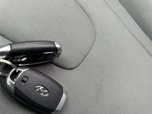 Used 2023 Hyundai Elantra SEL w/ Convenience Package image 20