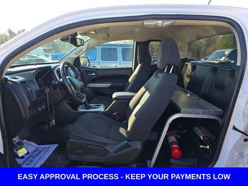 Used 2021 Chevrolet Colorado LT w/ Fleet Safety Package image 14