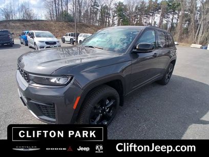 New 2026 Jeep Grand Cherokee Limited w/ Limited Altitude Package