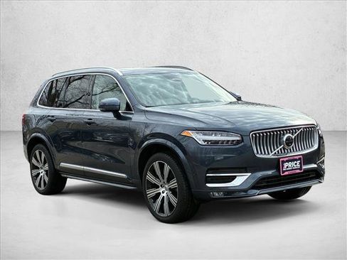 Used 2023 Volvo XC90 B6 Ultimate w/ Protection Package Premier image 3