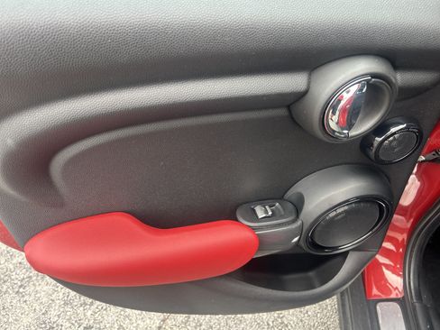 Used 2016 MINI Cooper 4-Door Hardtop FWD image 39