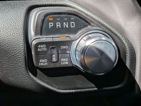 Used 2022 RAM 1500 Laramie AWD/4WD image 10