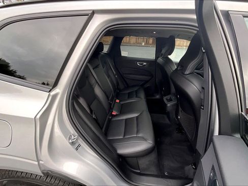 Used 2025 Volvo XC60 B5 Core w/ Climate Package image 30