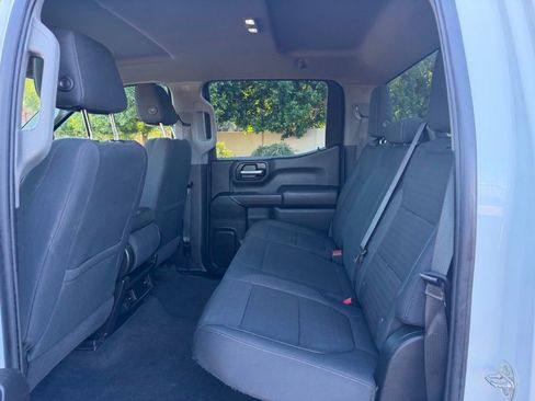 Used 2020 Chevrolet Silverado 1500 LT image 22