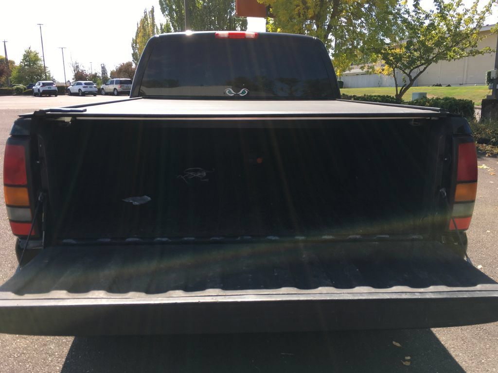 Used 2006 GMC Sierra 1500 SLT w/ Vortecmax Performance Pack AWD/4WD image 6