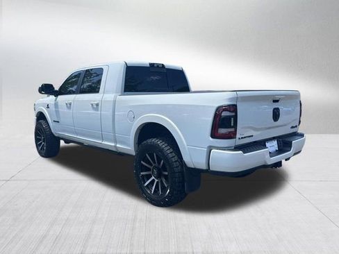 Used 2022 RAM 2500 Limited w/ Night Edition AWD/4WD image 8
