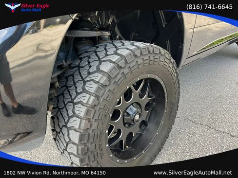 Used 2016 RAM 1500 Express w/ Black Ram 1500 Express Group AWD/4WD image 15