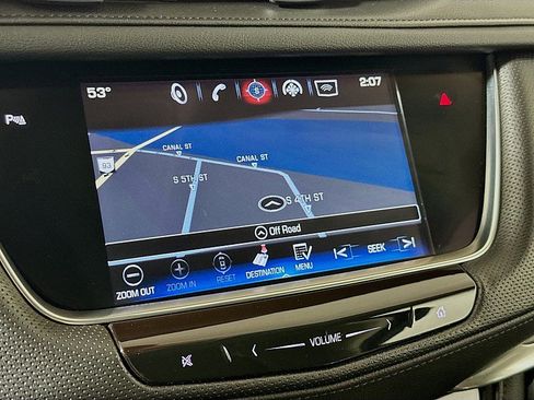 Used 2017 Cadillac XT5 Luxury image 16