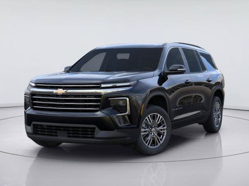 New 2026 Chevrolet Traverse LT w/ Driver Confidence Package FWD image 8
