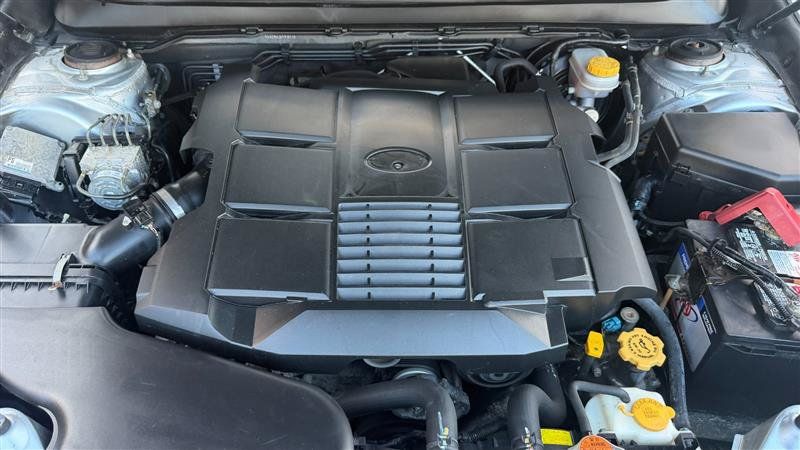 Used 2015 Subaru Legacy 3.6R Limited AWD/4WD image 29
