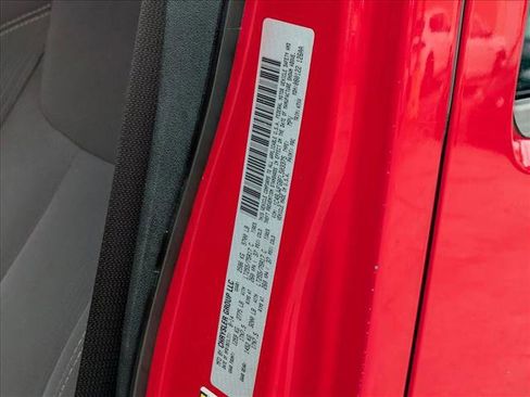 Used 2015 Jeep Wrangler Unlimited Rubicon w/ Max Tow Package image 24