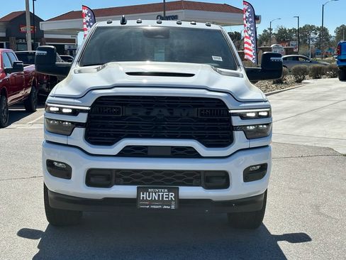 New 2026 RAM 2500 Laramie w/ Night Edition AWD/4WD image 12