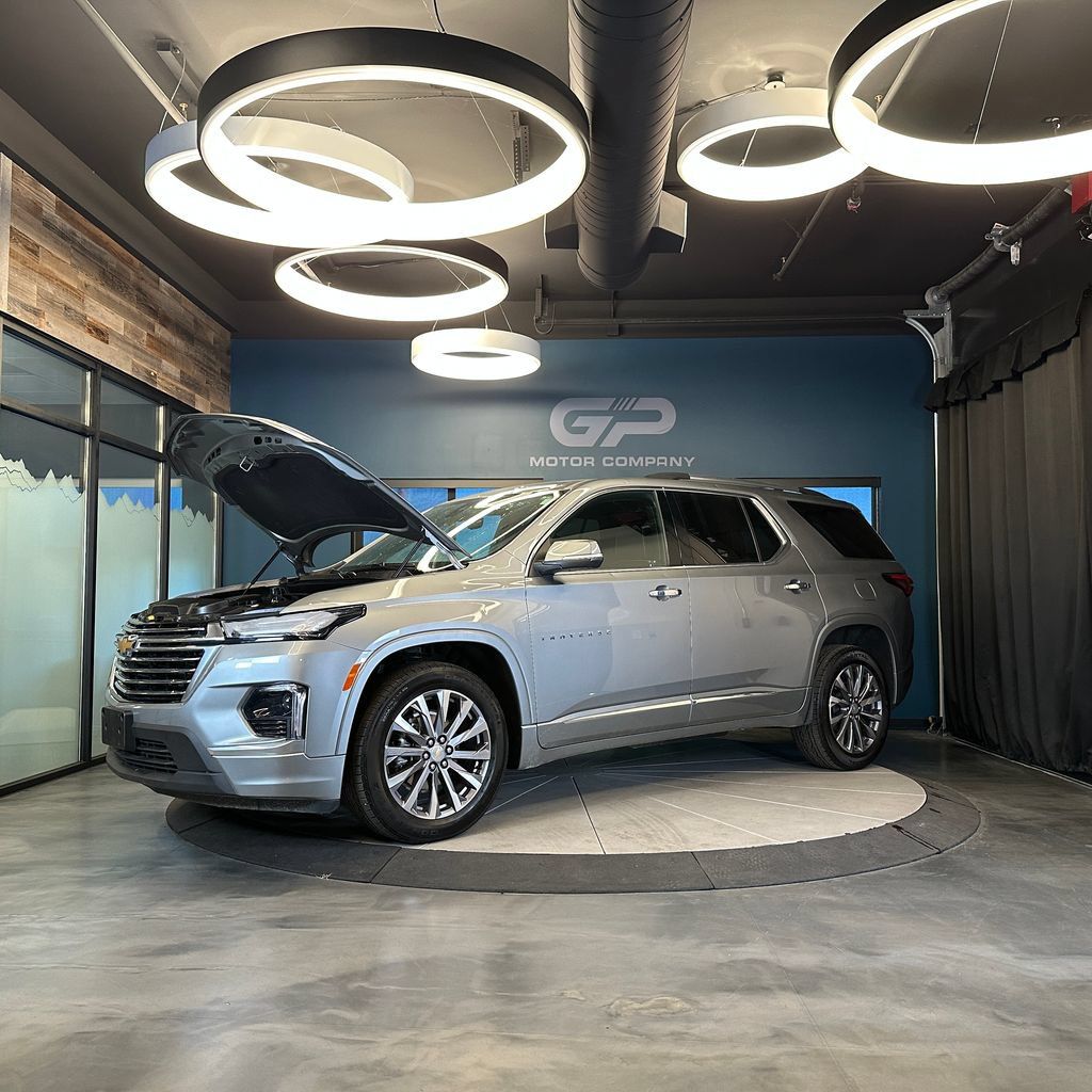 Used 2023 Chevrolet Traverse Premier AWD/4WD image 25
