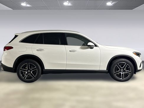 Used 2026 Mercedes-Benz GLC 300 4MATIC image 7