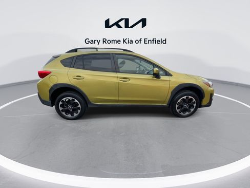 Used 2021 Subaru Crosstrek 2.0i Premium image 9
