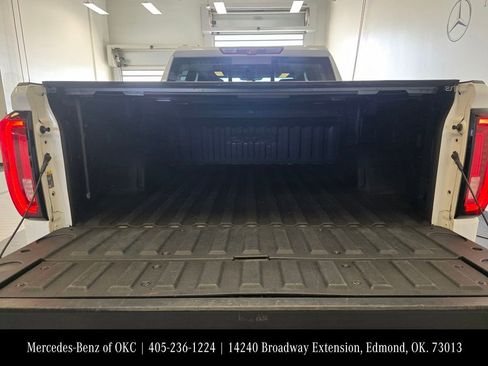 Used 2021 GMC Sierra 1500 AT4 w/ AT4 Premium Package image 18