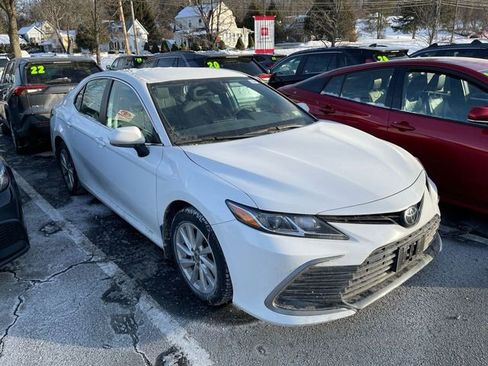 Certified 2023 Toyota Camry LE image 1