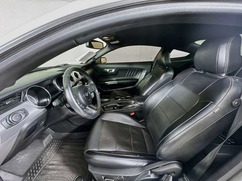 Used 2019 Ford Mustang GT Premium RWD image 21