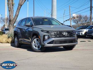 New 2026 Hyundai Tucson SE video 1