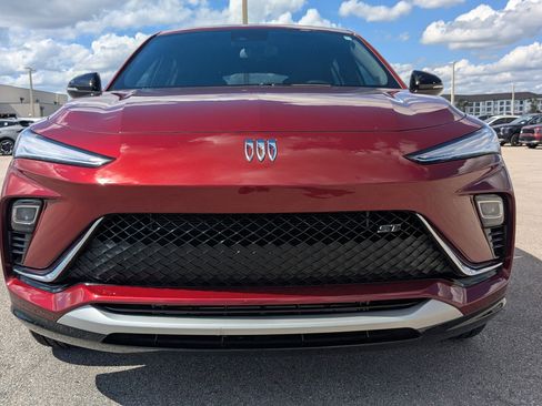 Used 2024 Buick Envista Sport Touring image 10