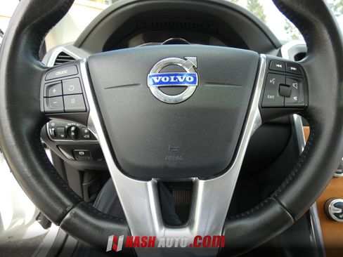 Used 2017 Volvo XC60 T5 Inscription w/ Preferred Option Package FWD image 60