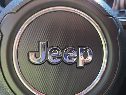 Used 2021 Jeep Wrangler Unlimited Sport AWD/4WD image 94