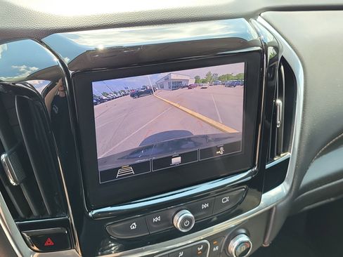Used 2020 Chevrolet Traverse LT AWD/4WD image 27