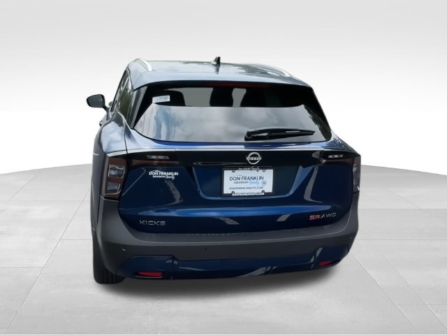 New 2026 Nissan Kicks SR w/ SR Premium Package AWD/4WD image 7