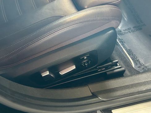 Used 2019 BMW 330i Sedan w/ Convenience Package image 25