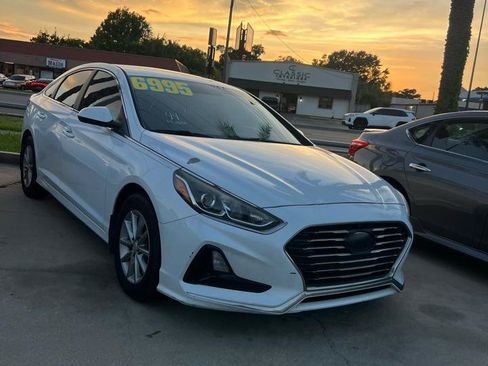 Used 2018 Hyundai Sonata SE FWD image 3