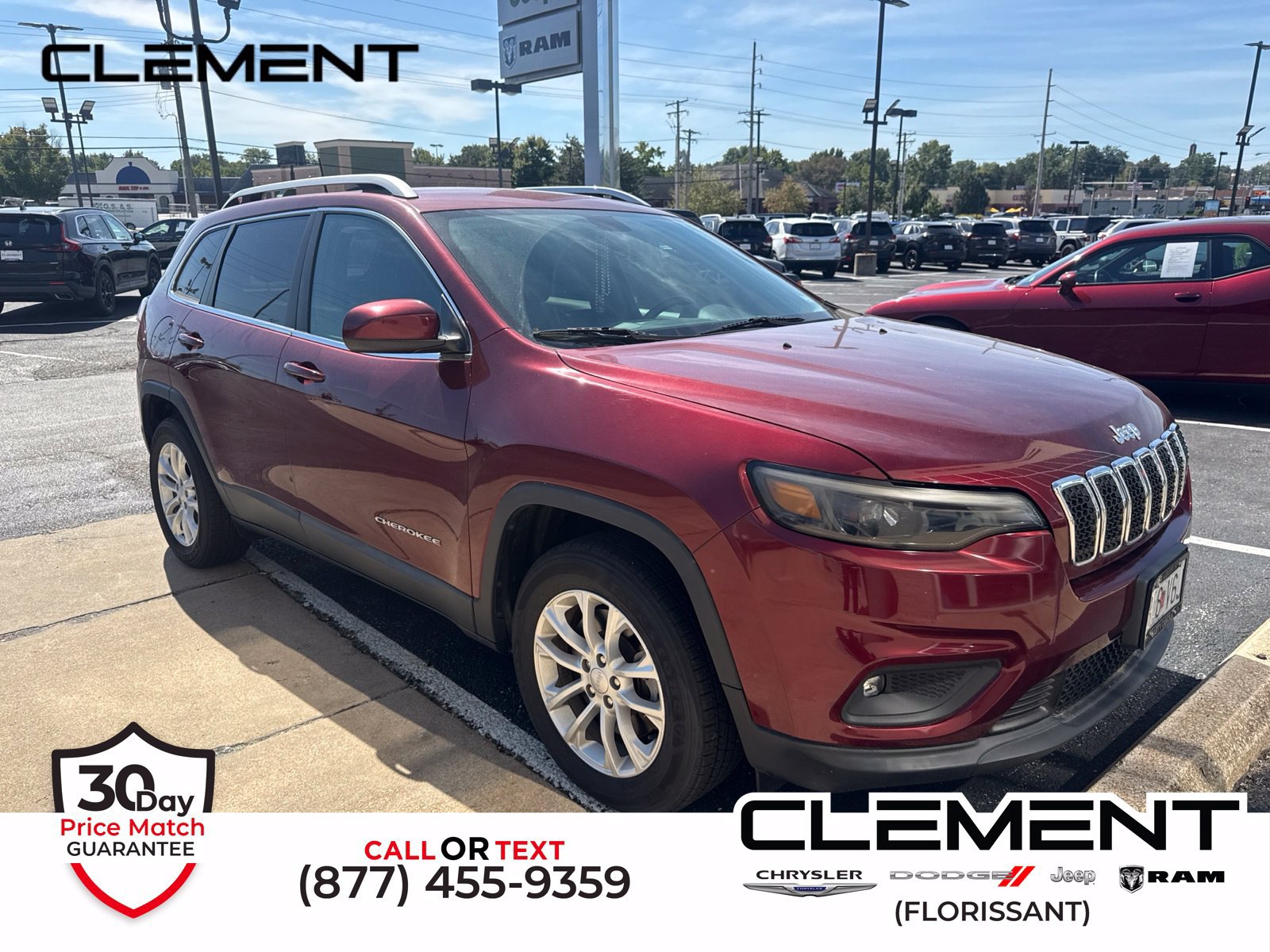 Used 2019 Jeep Cherokee Latitude w/ Cold Weather Group FWD image 1