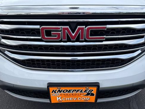 Used 2018 GMC Acadia SLE AWD/4WD image 31