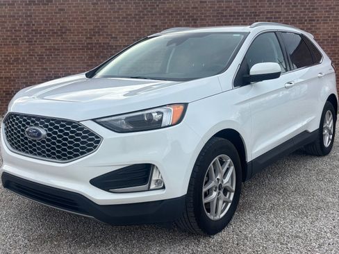 Certified 2024 Ford Edge SEL w/ Convenience Package image 12