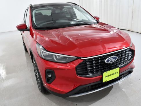 New 2026 Ford Escape SE w/ PHEV Premium Package image 4