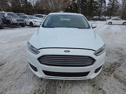 Used 2016 Ford Fusion S image 11