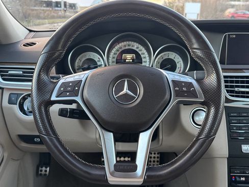 Used 2015 Mercedes-Benz E 350 4MATIC Sedan w/ Premium 1 Package image 26