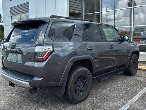 Used 2023 Toyota 4Runner TRD Off-Road Premium w/ Moonroof Package AWD/4WD image 3