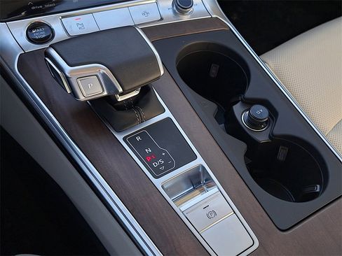 Certified 2025 Audi A6 3.0T Premium w/ Convenience Plus Package image 15