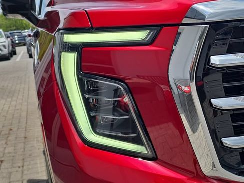 New 2026 GMC Yukon XL Elevation w/ Elevation Premium Package AWD/4WD image 10